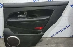 Обшивка двери SsangYong Rexton 2010 Y250