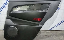 Обшивка двери SsangYong Rexton 2010 Y250