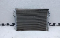 Радиатор кондиционера для Hyundai Solaris 2013 года на фотографиях