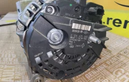 Генератор для Renault Fluence 2009 года на фотографиях