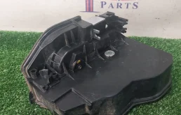 Замок двери BMW F06