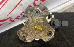 Топливный насос для BMW X3 на фотографиях