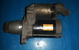 Стартер для Toyota RAV4 2012 года на фотографиях