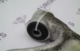 Рычаг передний левый нижний для Audi Q7 на фотографиях