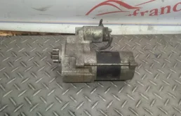 Стартер для Nissan Navara 2008 года на фотографиях