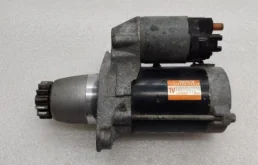 Стартер для Toyota RAV4 2012 года на фотографиях