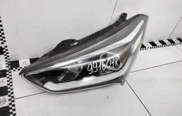 Фара левая для Hyundai Grand Santa Fe на фотографиях