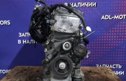 Двигатель без навесного для Toyota Opa 2004 года на фотографиях