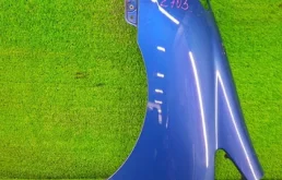 Крылья для Toyota Corolla 2003 года на фотографиях