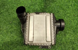 Интеркулер для Mercedes-Benz C class 2020 года на фотографиях