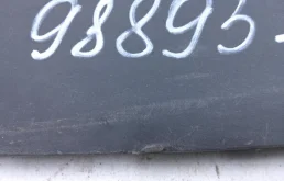 Решетка переднего бампера правая нижняя для Skoda Rapid 2020 года на фотографиях