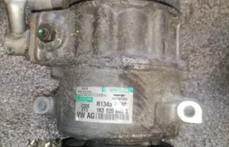 Компрессор кондиционера для Volkswagen Passat 1999 года на фотографиях