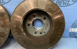 Диски тормозные передние (комплект) для Mercedes-Benz E class 2007 года на фотографиях