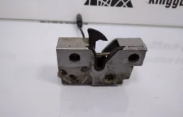 Замок капота для Skoda Rapid 2019 года на фотографиях