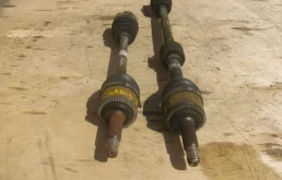 Привод передний левый для Hyundai Solaris 2013 года на фотографиях