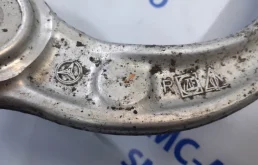 Рычаг передний правый верхний для Mercedes-Benz M class на фотографиях