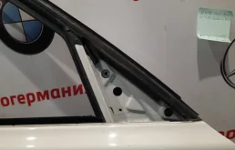 Дверь передняя правая для BMW X3 2008 года на фотографиях