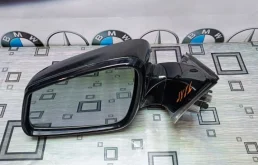 Стекла и зеркала для BMW 7er 2009 года на фотографиях