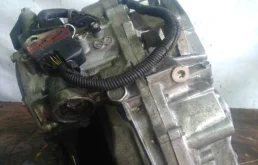 АКПП для Opel Vectra 2002 года на фотографиях