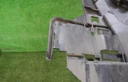 Кронштейн заднего бампера левый для BMW 5er 2018 года на фотографиях