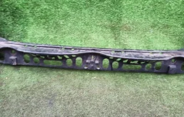 Кронштейн заднего бампера левый для BMW 5er 2010 года на фотографиях