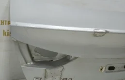 Крышка багажника для Hyundai Elantra на фотографиях