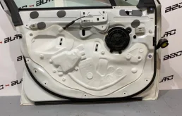 Дверь передняя левая для Peugeot 508 на фотографиях