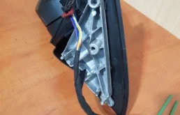 Зеркало боковое левое для Volkswagen Jetta 2019 года на фотографиях