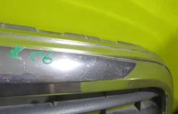 Бампер для Audi A6 2002 года на фотографиях