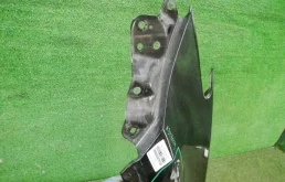 Крыло левое для Toyota RAV4 2016 года на фотографиях