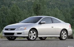 Рулевая рейка для Honda Accord на фотографиях