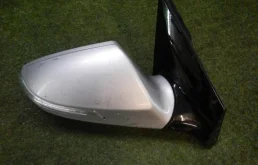 Стекла и зеркала для Hyundai i40 на фотографиях