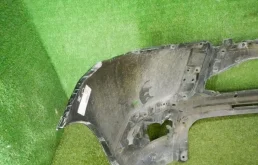 Накладка переднего бампера для Mitsubishi Pajero Sport 2024 года на фотографиях