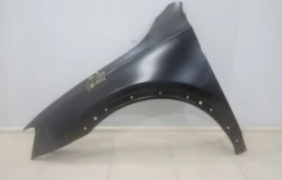 Крыло левое для Audi Q3 2016 года на фотографиях