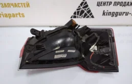 Фонарь внешний левый для Skoda Rapid 2020 года на фотографиях