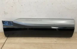 Стекло двери заднее правое для Audi Q7 на фотографиях