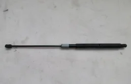 Амортизатор капота левый для Mercedes-Benz GL class 2006 года на фотографиях