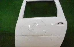 Дверь задняя левая для Renault Logan 2024 года на фотографиях