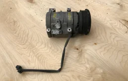 Компрессор кондиционера для Mitsubishi Pajero Sport на фотографиях