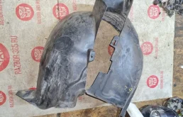 подкрылок передний левый для Volvo XC70 BZ 2007-2016