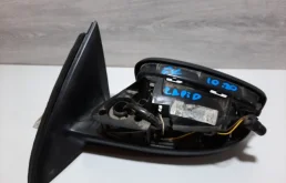 Стекла и зеркала для Skoda Rapid 2018 года на фотографиях