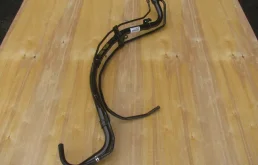 Горловина топливного бака для Toyota RAV4 на фотографиях