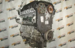 Двигатель для Volvo C30 2008 года на фотографиях