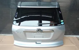 Крышка багажника для Honda CR-V 2014 года на фотографиях