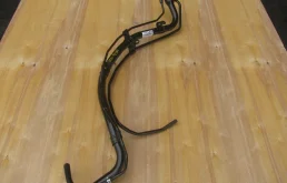 Горловина топливного бака для Toyota RAV4 на фотографиях