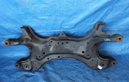 Подрамник двигателя (5120105072) для Toyota Avensis Седан T250 2003-2008