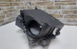 Корпус воздушного фильтра для Hyundai Tucson на фотографиях