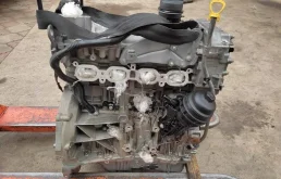 Двигатель без навесного для Mercedes-Benz GLA class на фотографиях