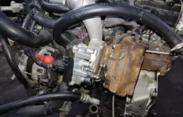 Двигатель для Nissan Navara 2015 года на фотографиях