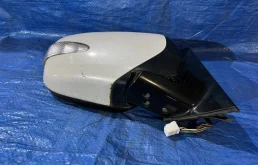 Зеркала для Mitsubishi Grandis 2007 года на фотографиях